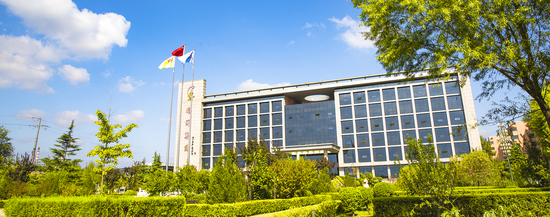 漂亮YTH2206游艇会