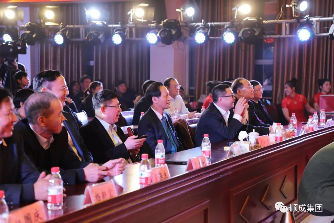 YTH2206游艇会集团2020年春节文艺晚会