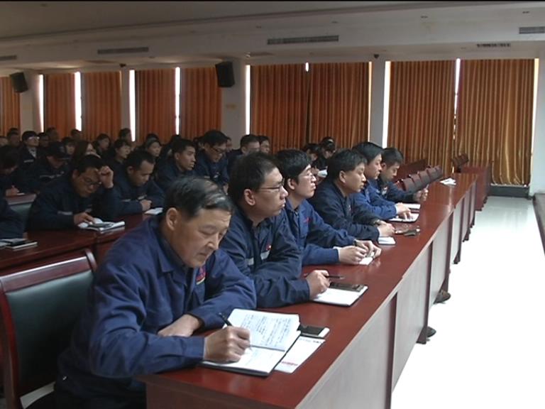 YTH2206游艇会集团网络办公聚会照片2.JPG